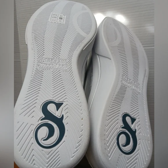 Skechers SLIP-INS Silver Sneakers , Snoop Dogg Ed. WOMENS Size 9 NWT - Picture 4 of 7